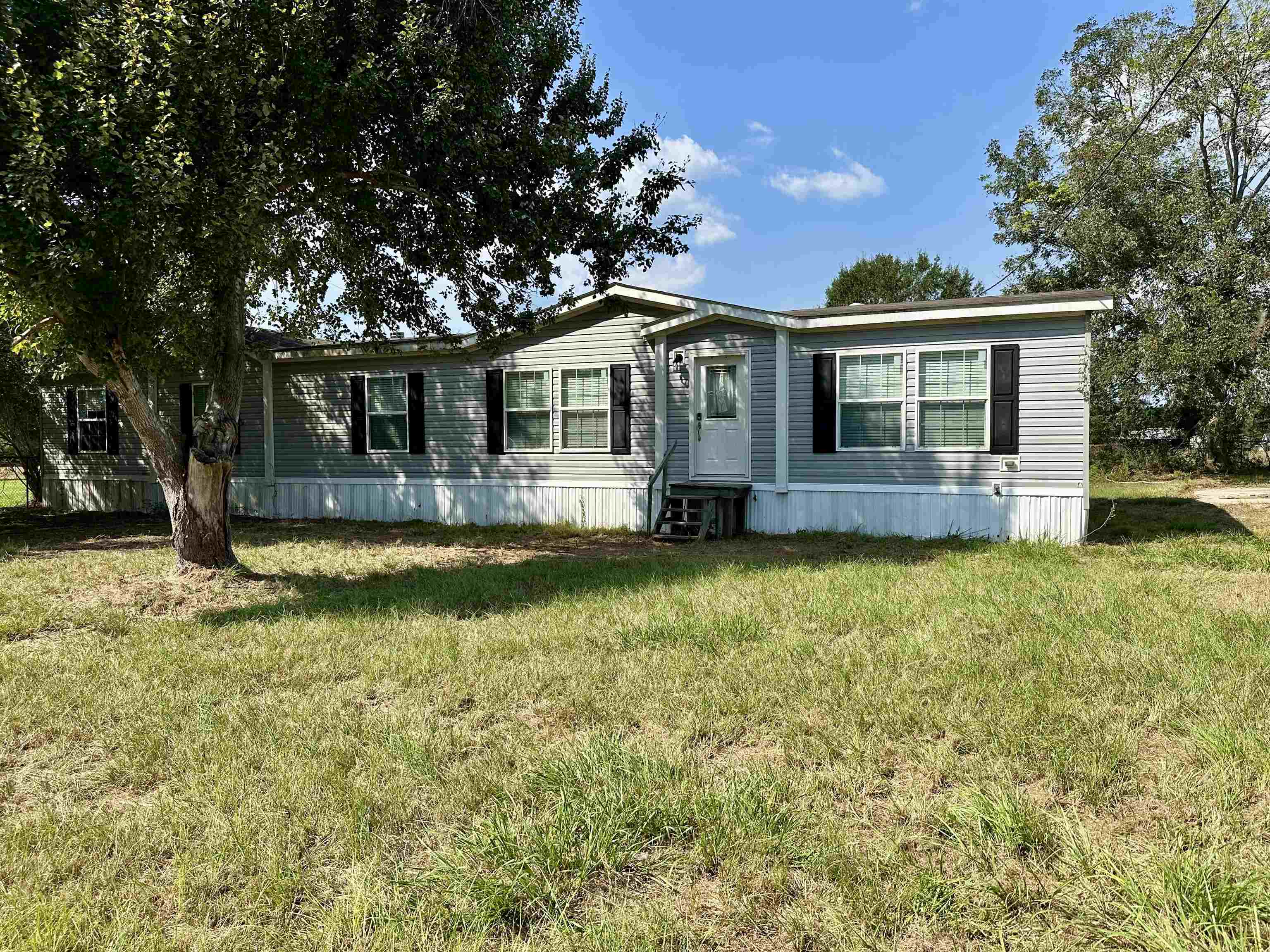 4569 Old Spurger Highway — photo