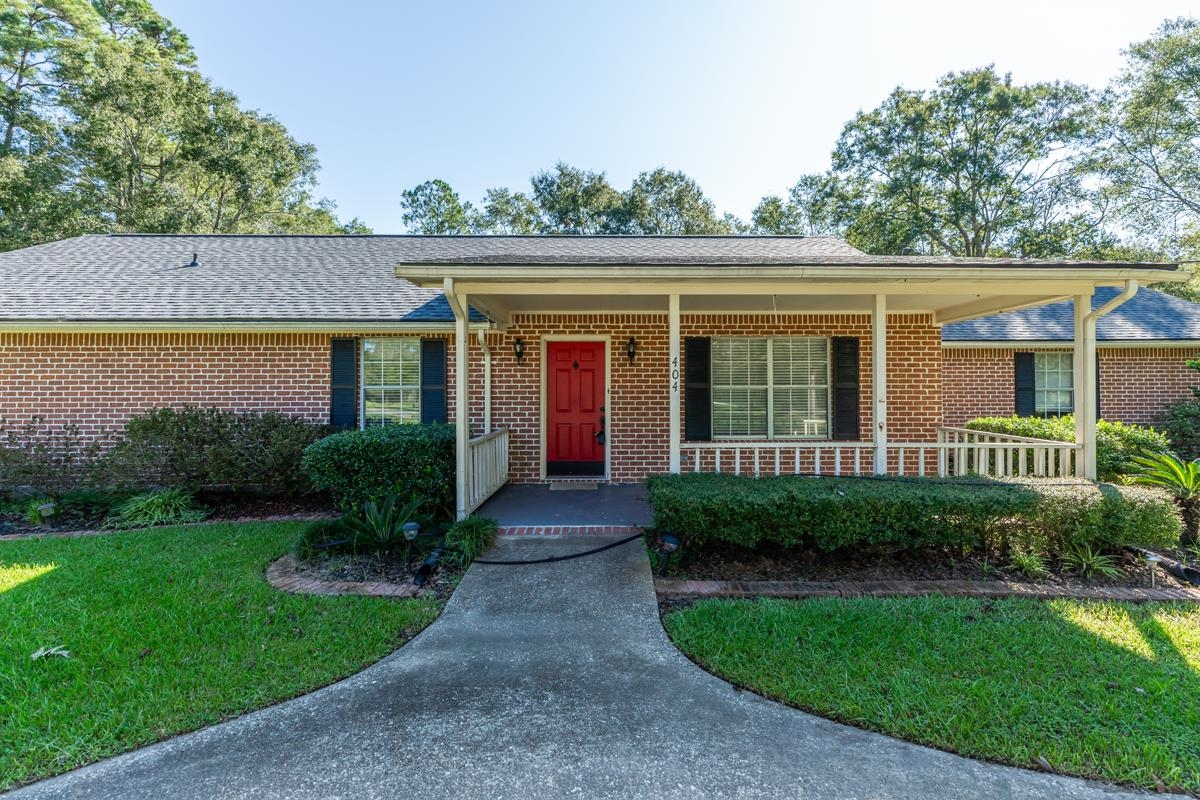 404 Countrywood Circle — photo