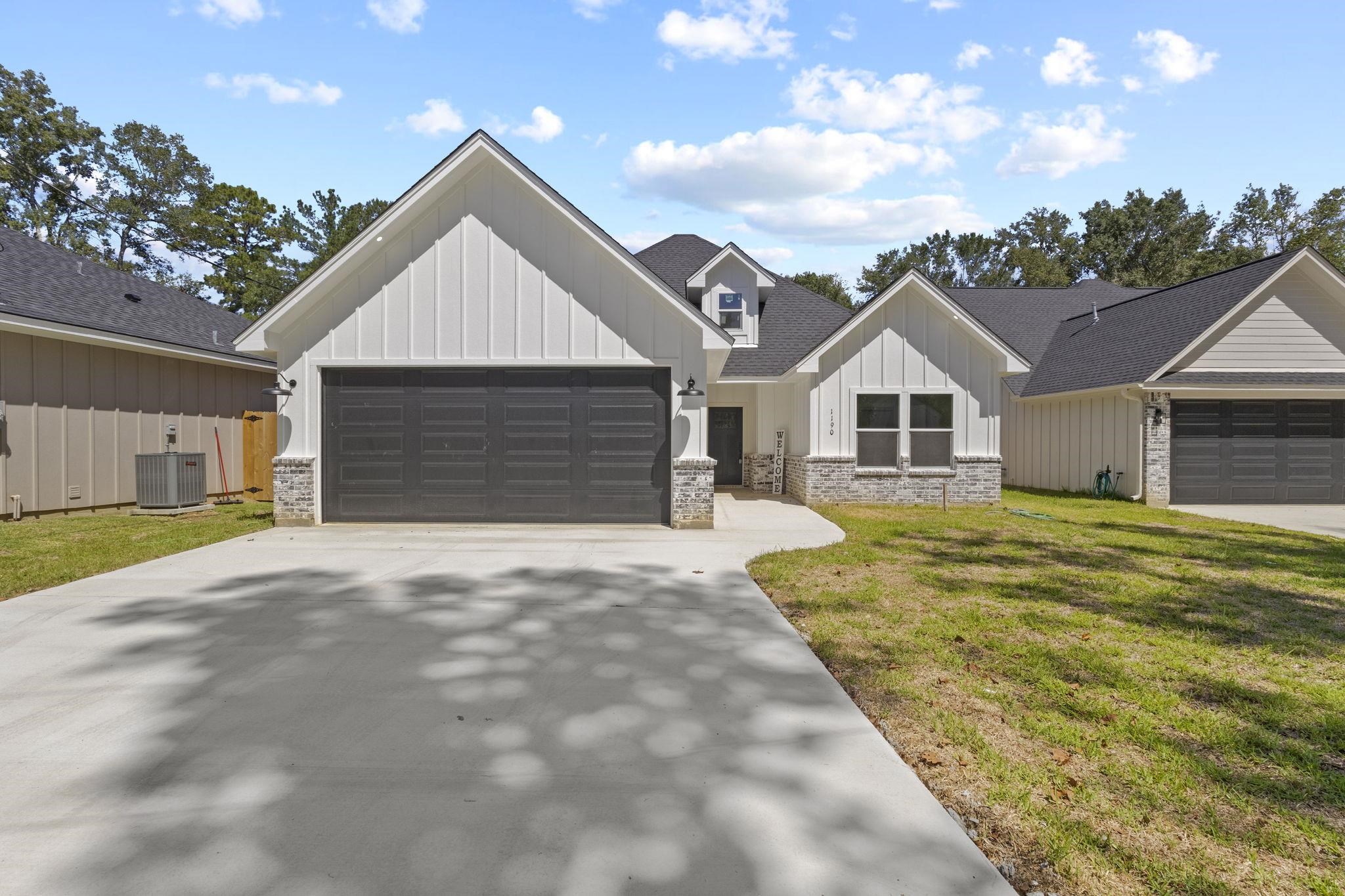 1190 Harris, Silsbee, TX 77656 — photo 3