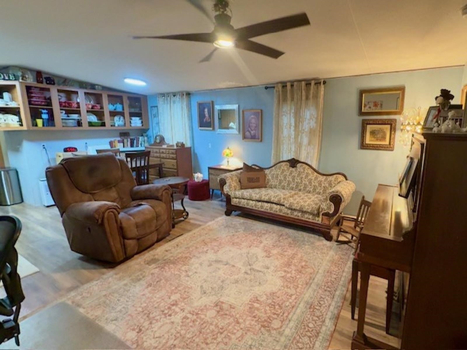 7487 Shady Lane — photo