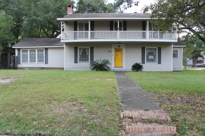 809 14th Street — photo