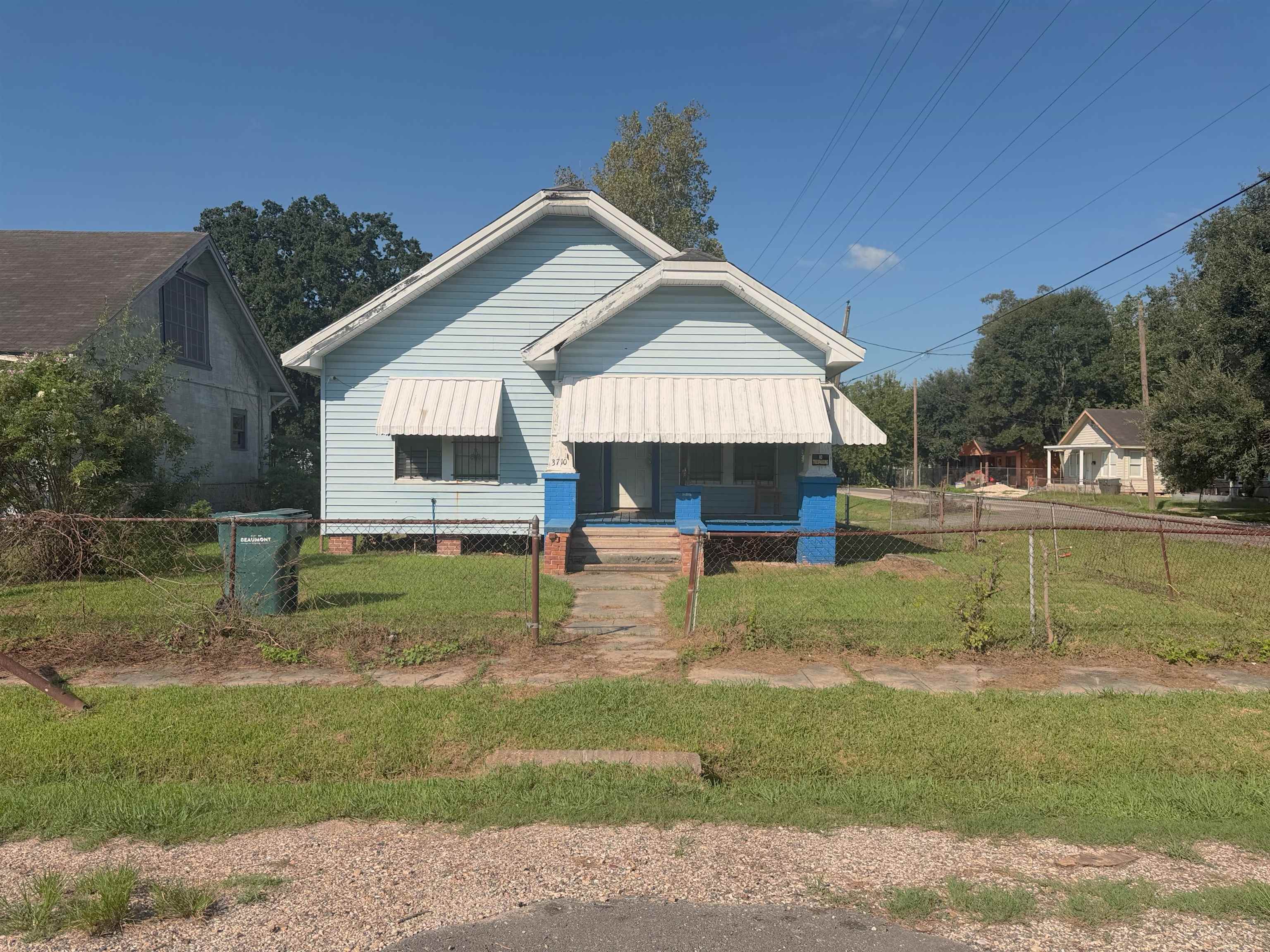 3710 Irving Street — photo