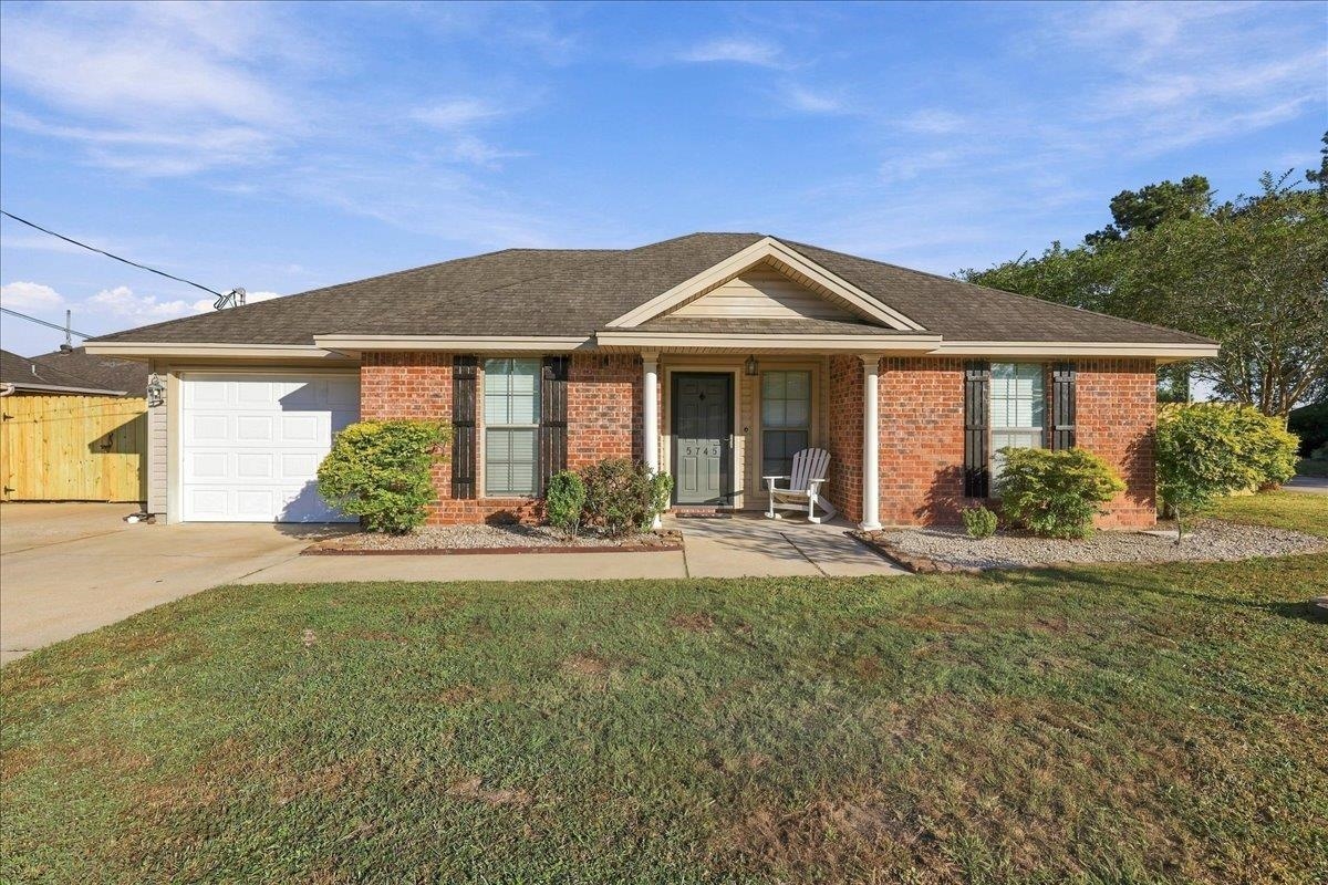 5745 Springfield Circle — photo