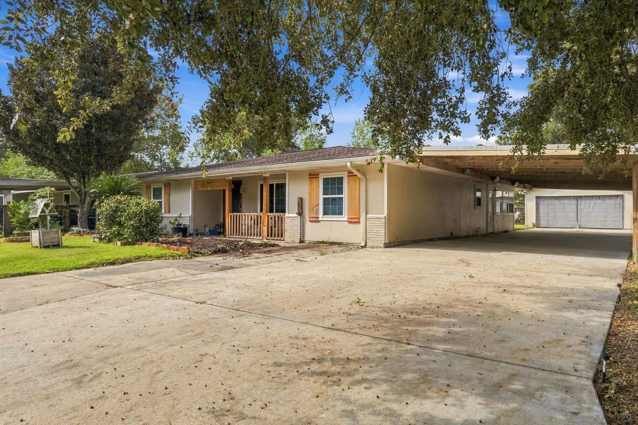 290 Triangle Drive, Vidor, TX 77662 — photo 2