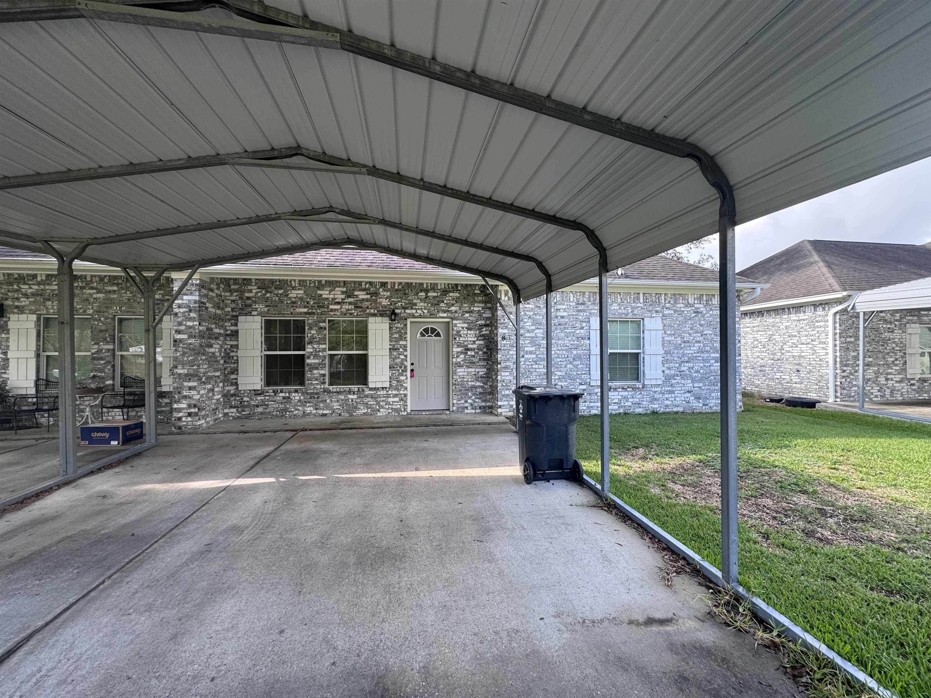 8 Bland Ext — photo