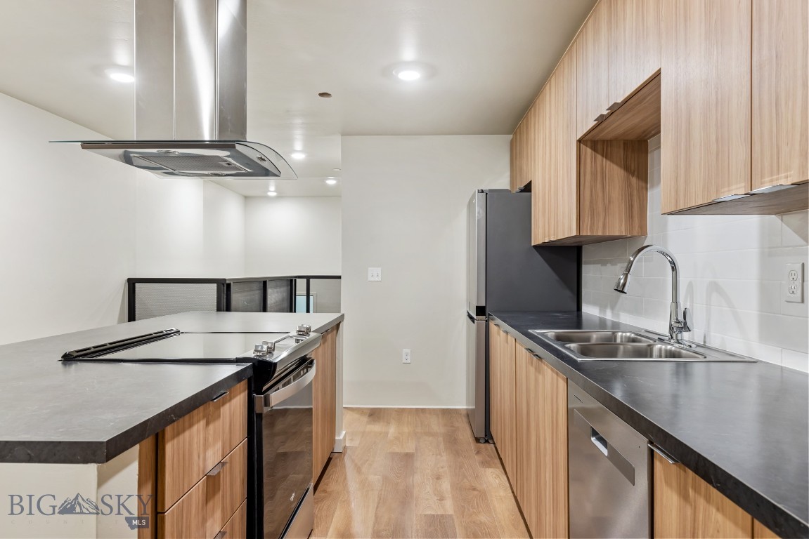 59 E Park Street 101 — photo
