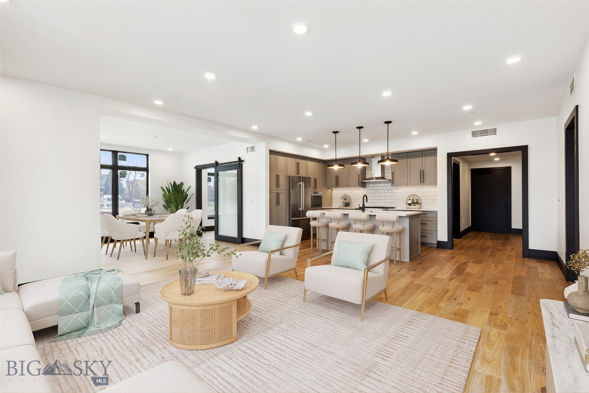 315 N Tracy Avenue 207 — photo
