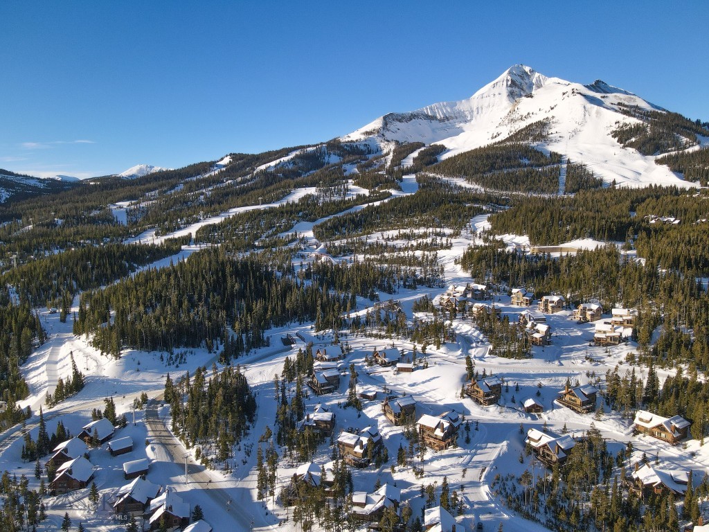 17 Manitou Loop — photo
