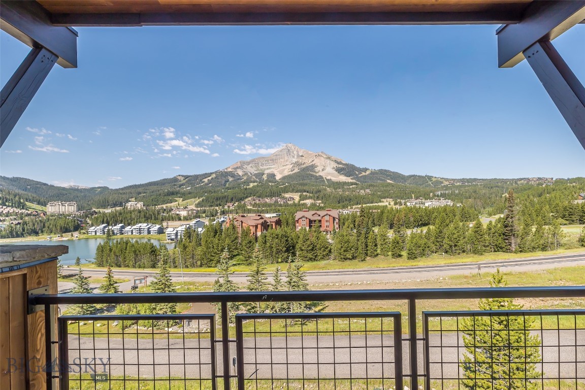 2D Summit View - 401D — photo