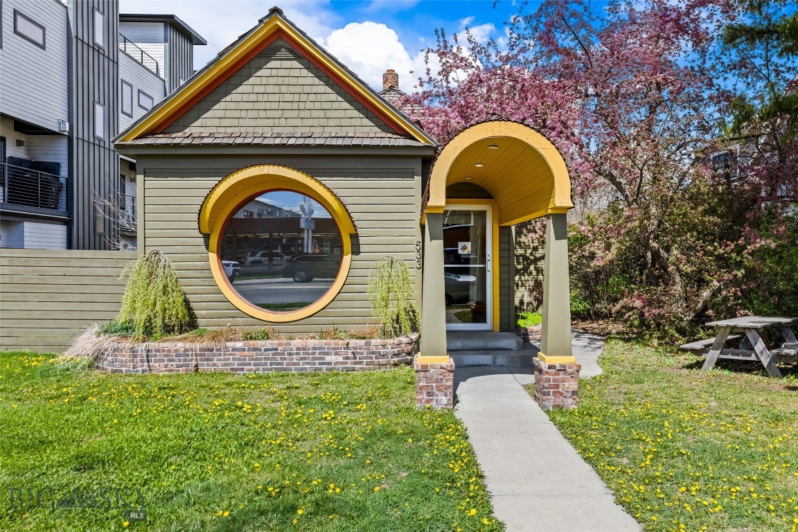 533 E Mendenhall Street — photo