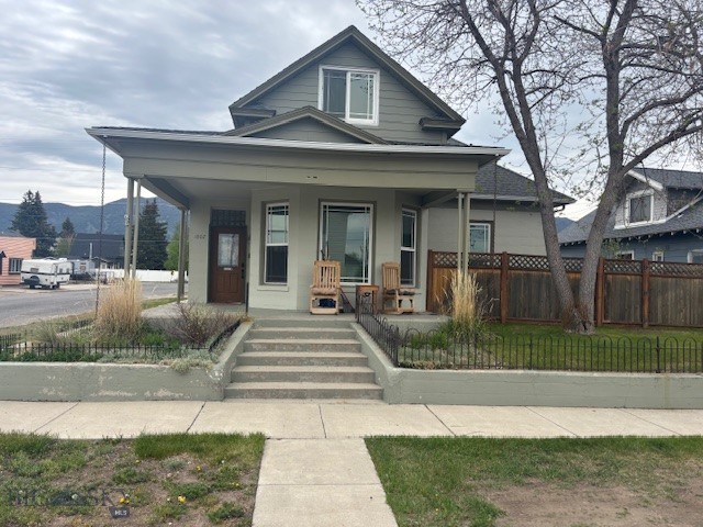 1802 Gaylord — photo
