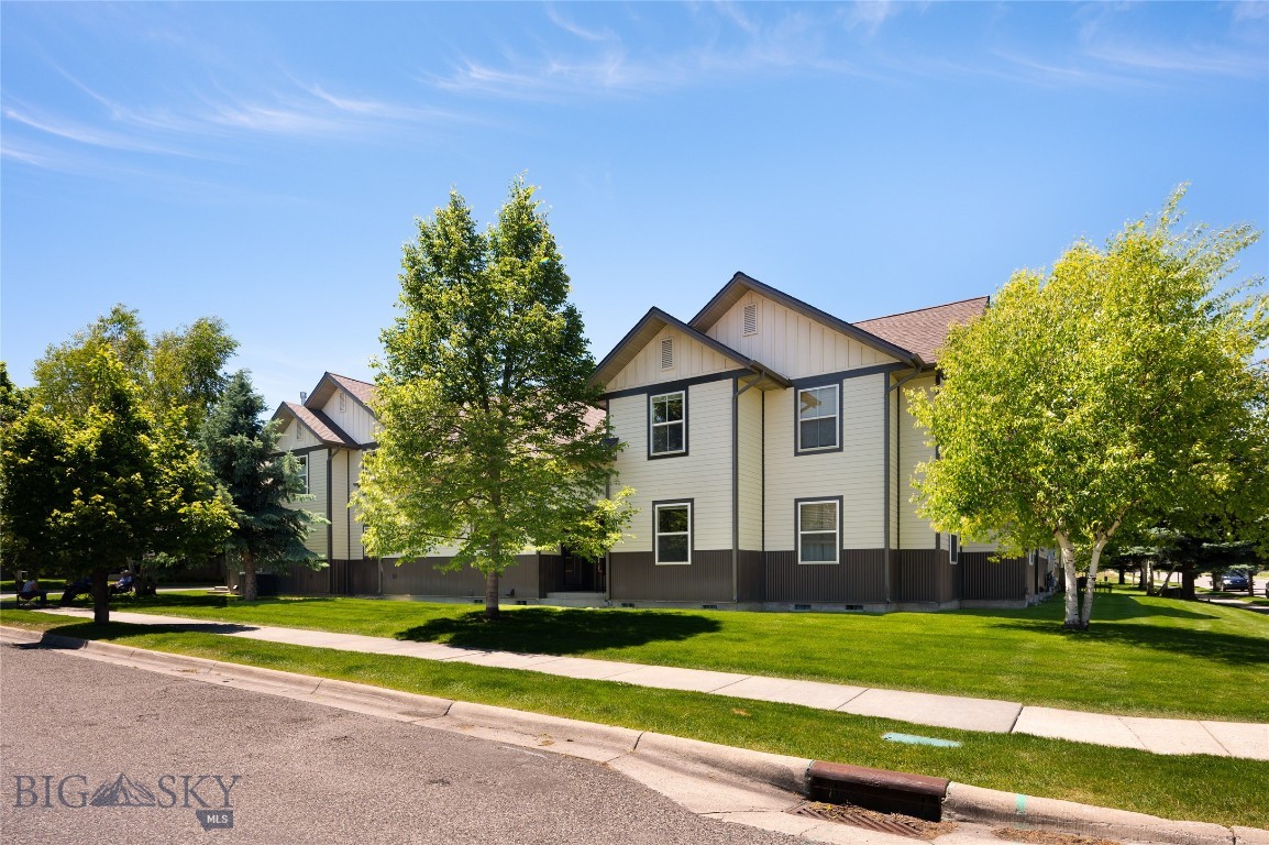 2950 Warbler Way C — photo