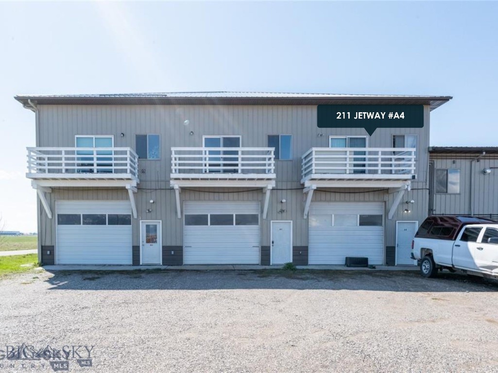 211 Jetway a4 — photo