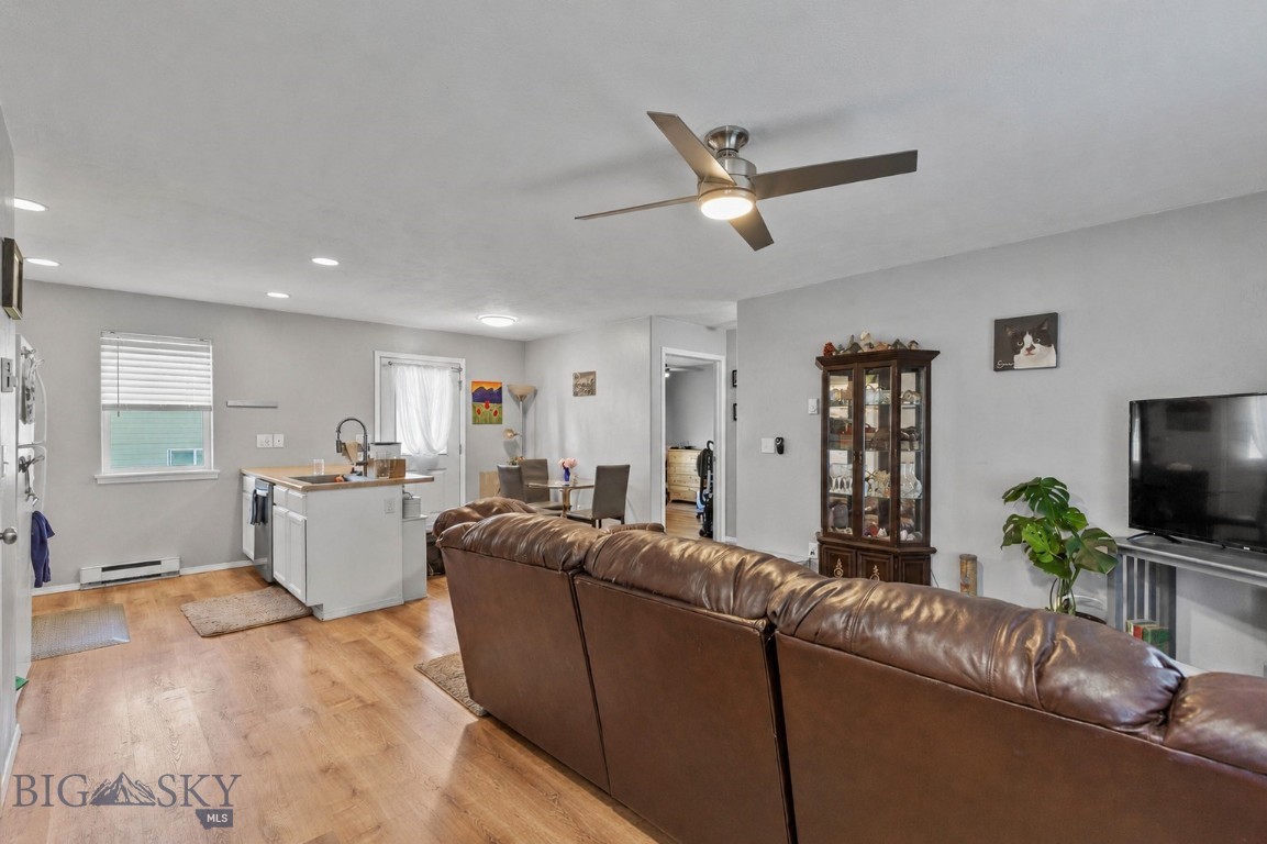 904 Jeanette Place 2 — photo