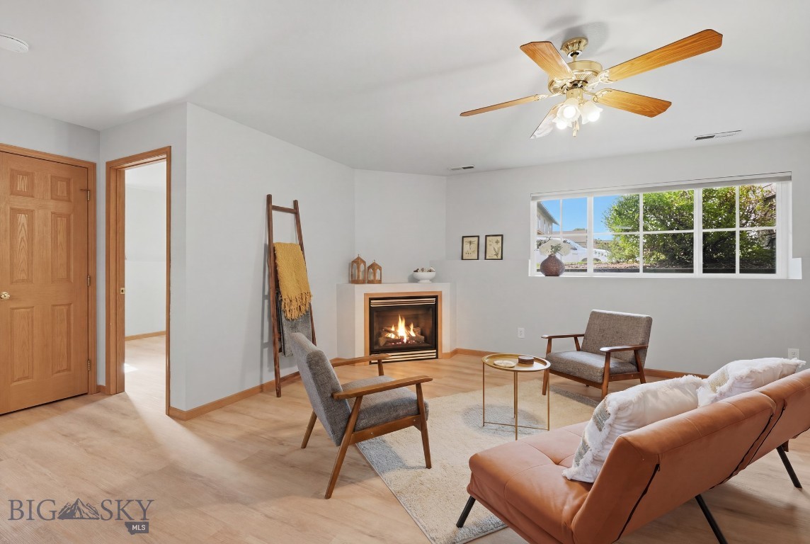 3505 Fallon 3a — photo