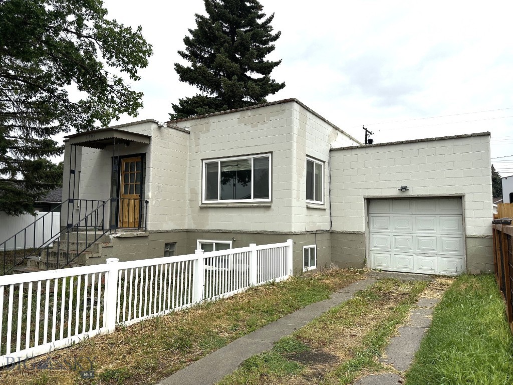 2405 Ottawa Street — photo