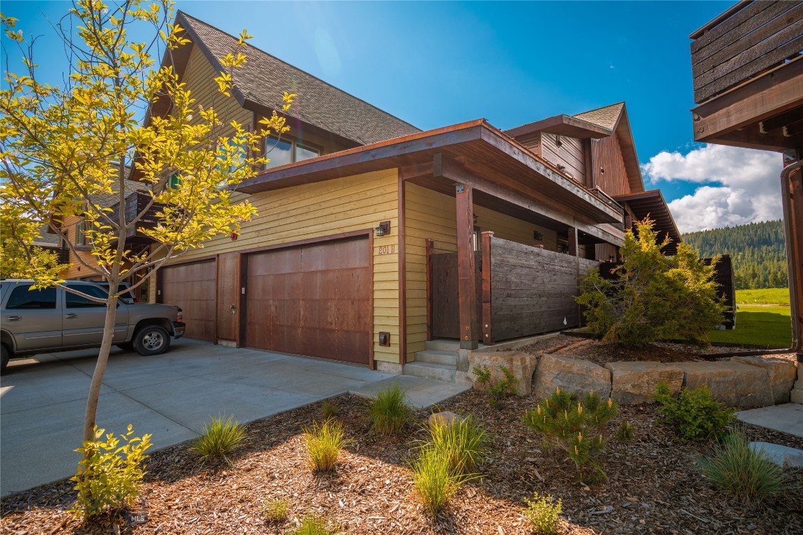 201 B Pheasant Tail Lane — photo