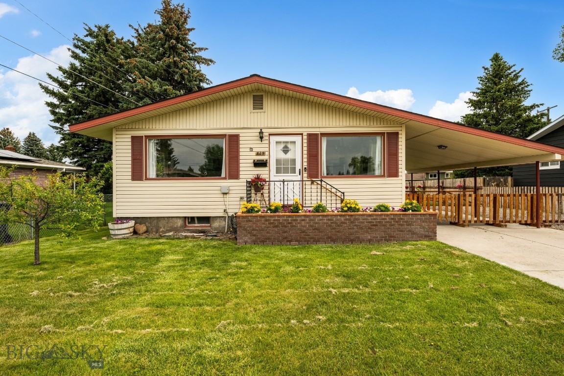 825 E Parkview Court — photo