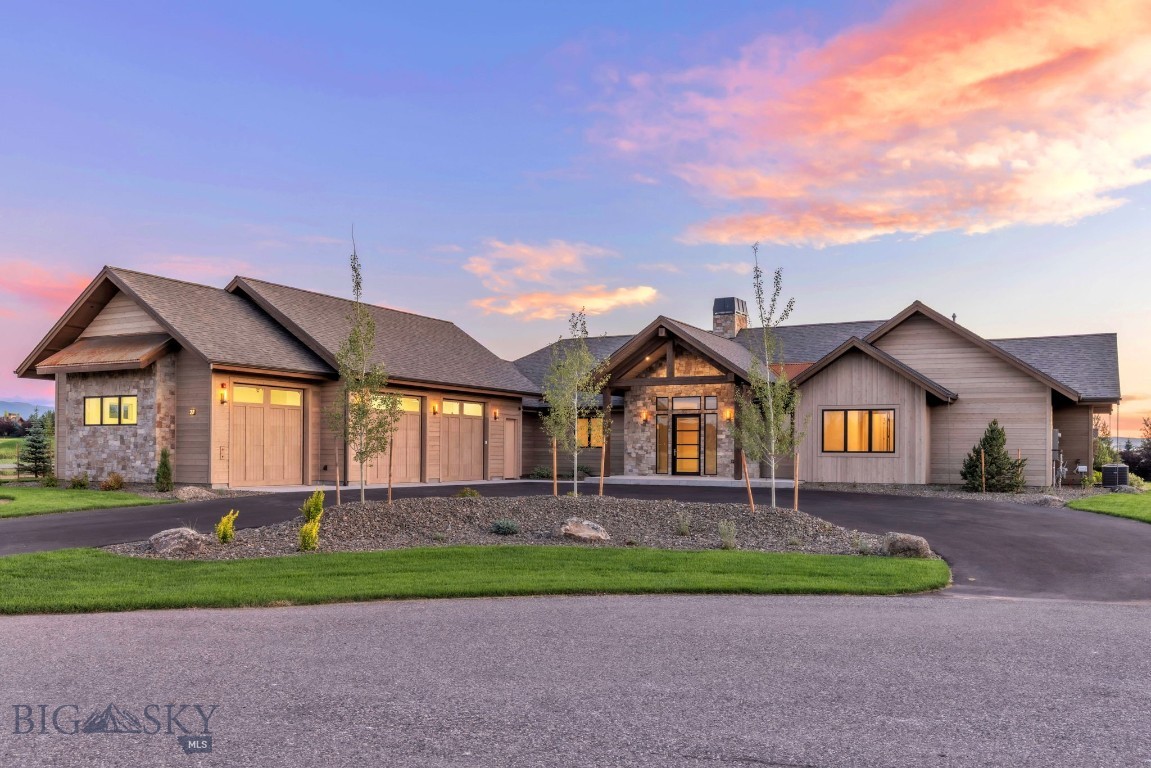 27 Bullseye Place — photo