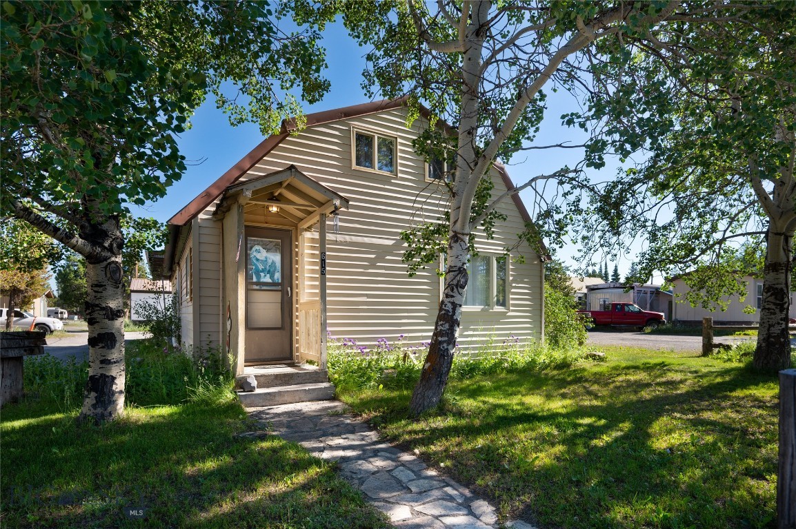 625 Firehole — photo