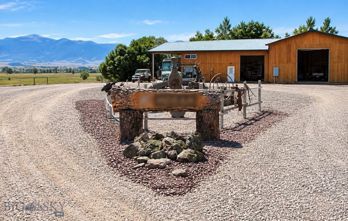 12 Recycle Way — photo