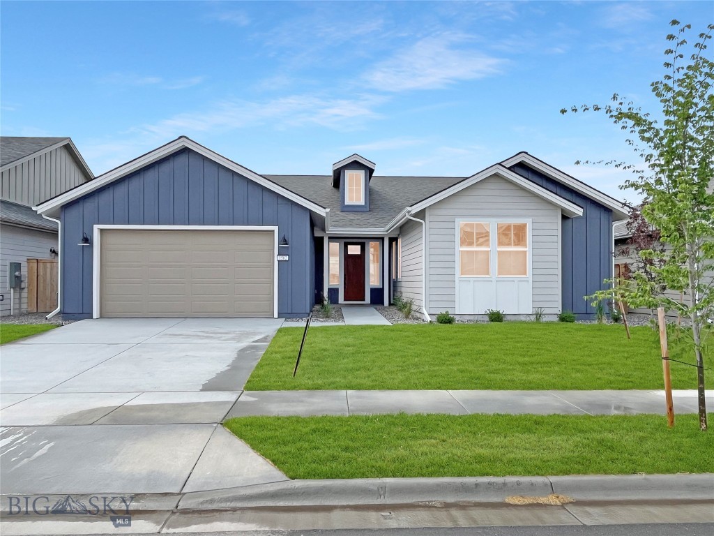1502 Cyril Way — photo