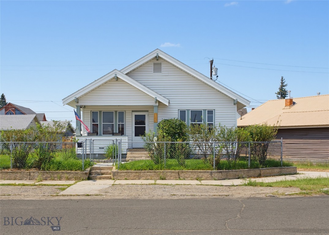 1727 Phillips — photo