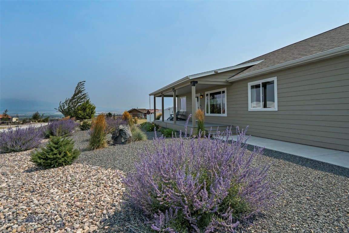 9 Blackfoot Trail — photo
