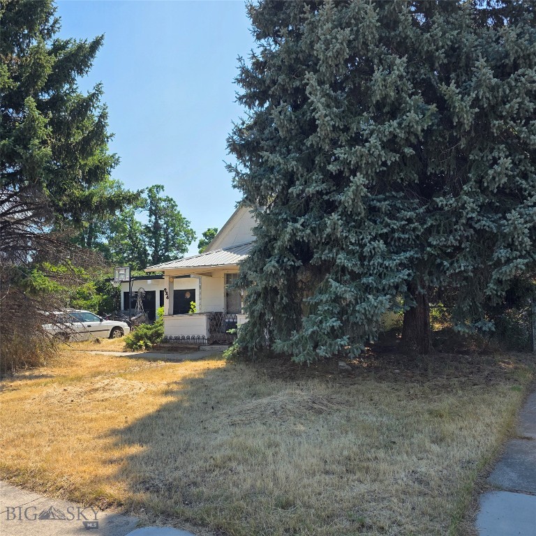 924 W Babcock Street — photo
