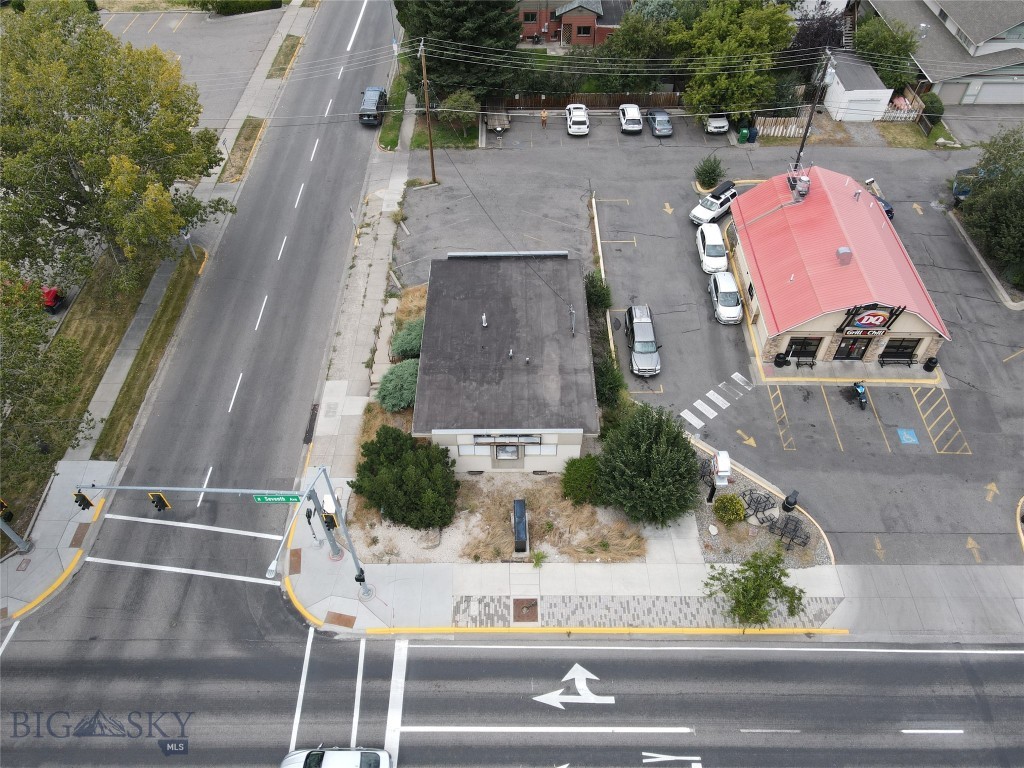 703 W Mendenhall — photo