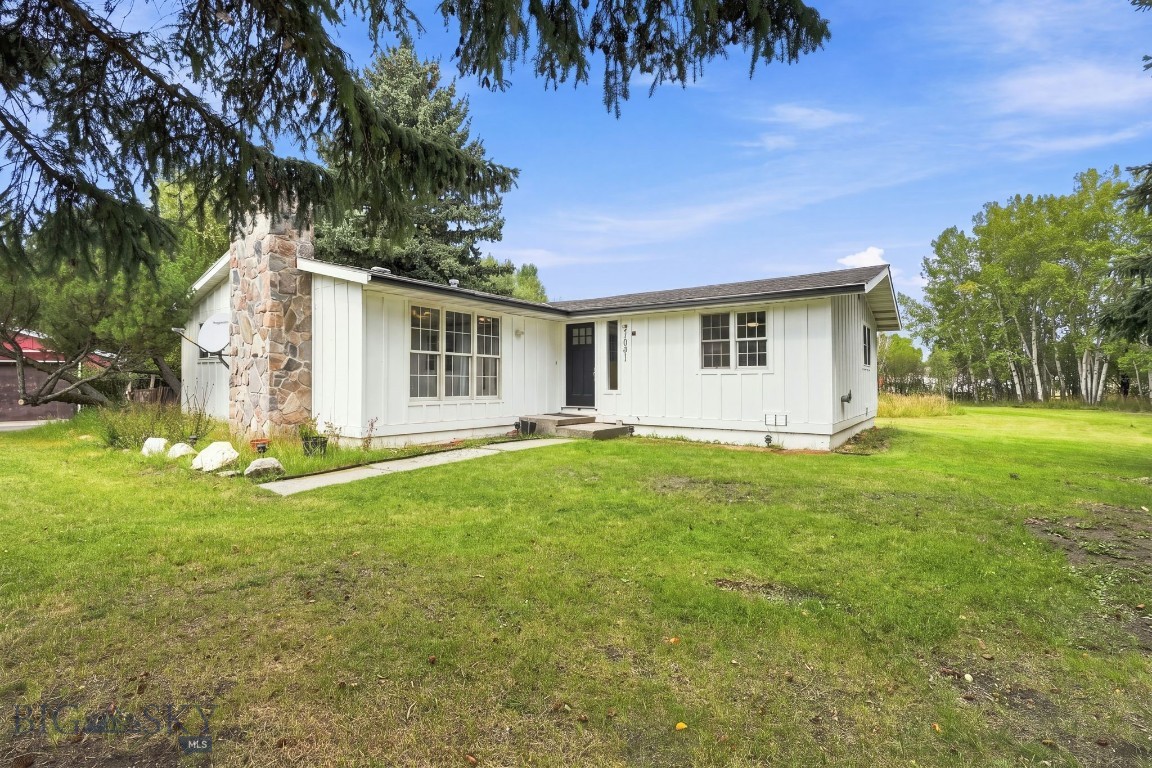 1041 Nelson Road — photo