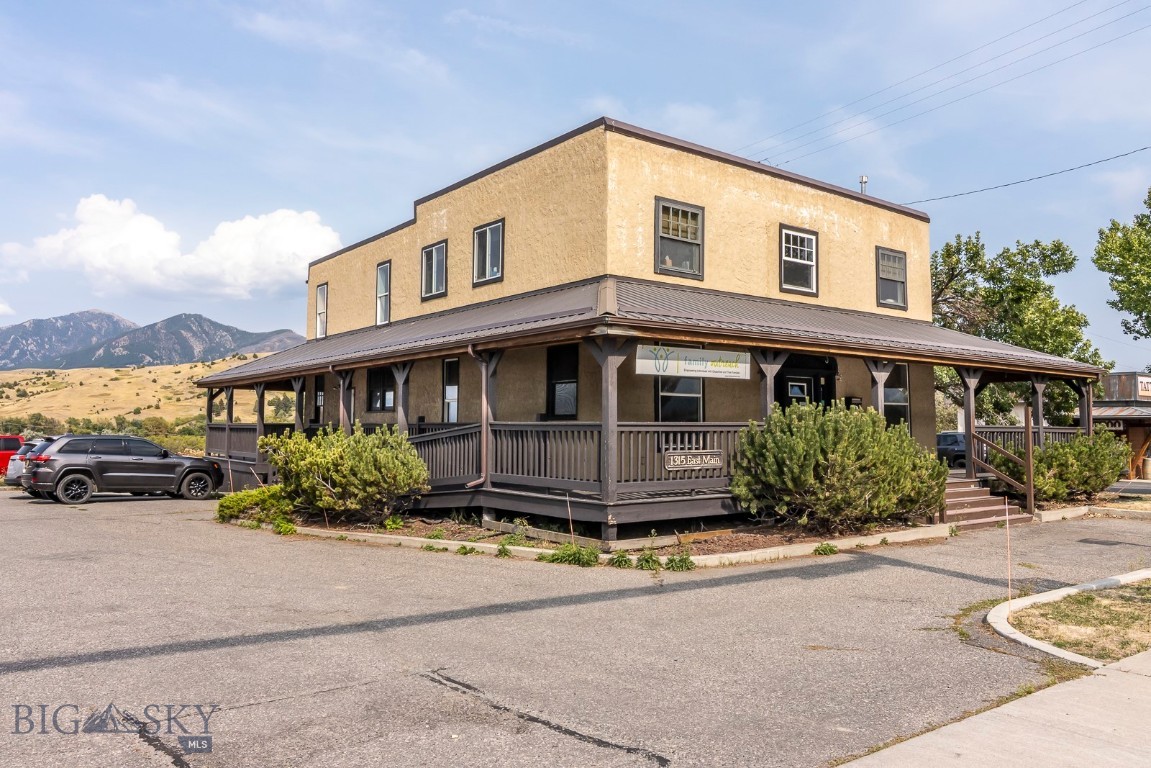 1315 E Main Street — photo
