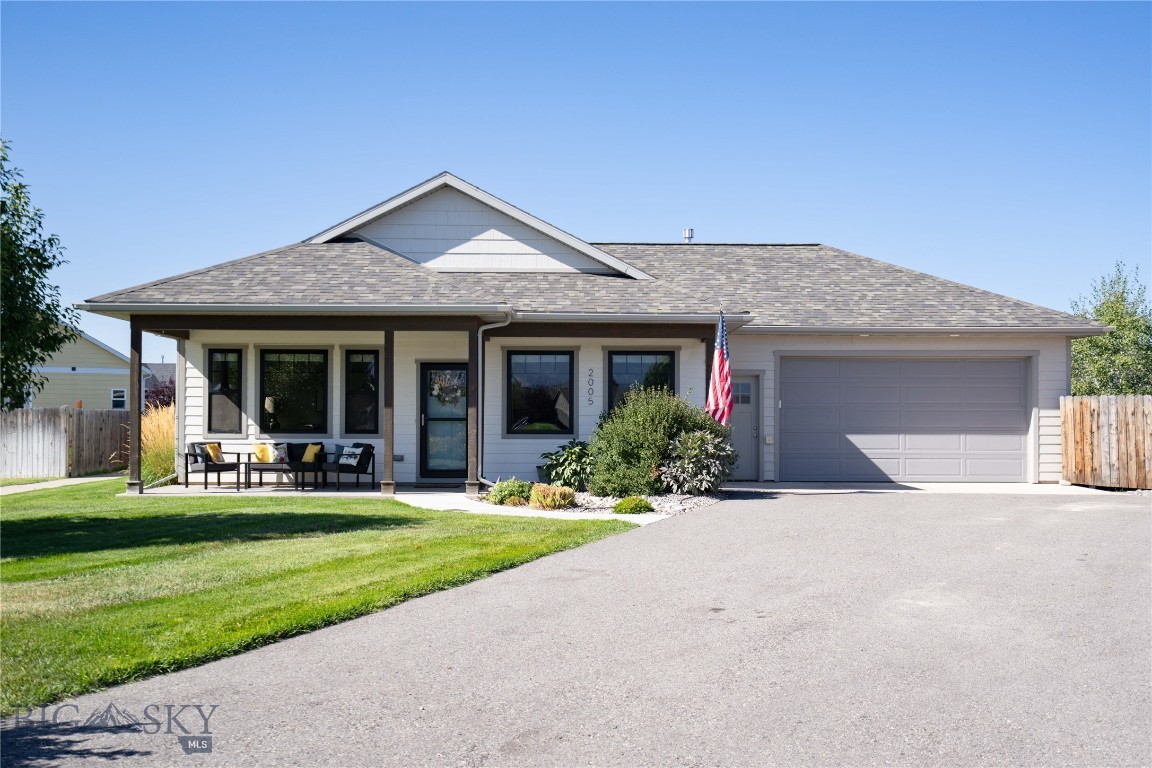 2005 Avocet Court — photo