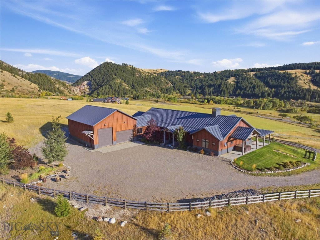 3697 Bridger Canyon Road — photo