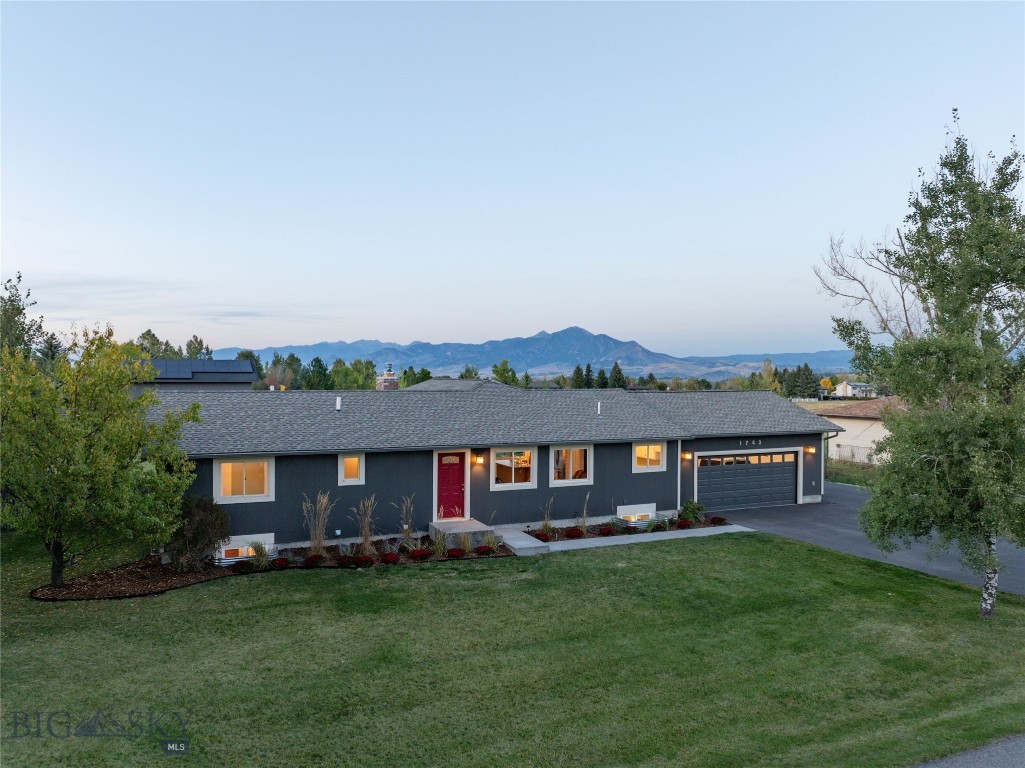 1703 Park View Place — photo