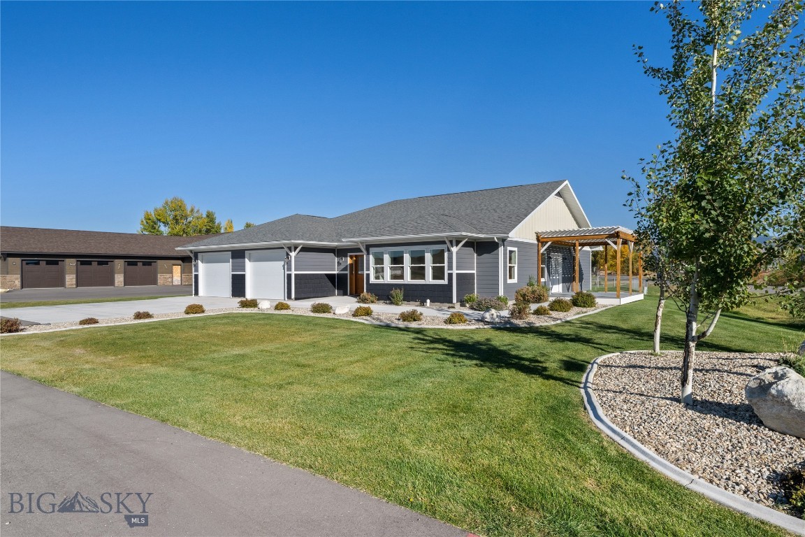 622 Sagebrush Lane — photo