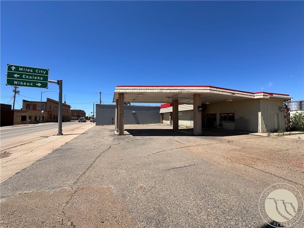 19 E Montana Avenue — photo