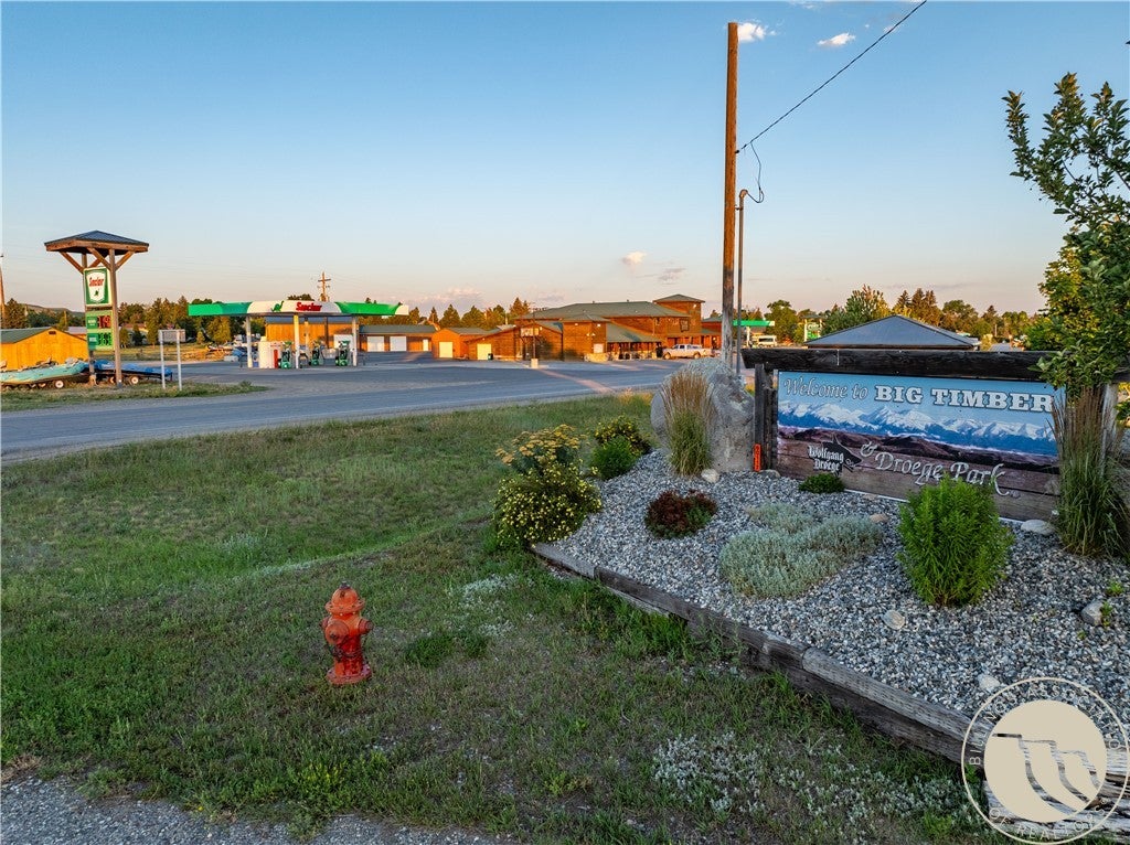 228 Big Timber Loop Rd — photo