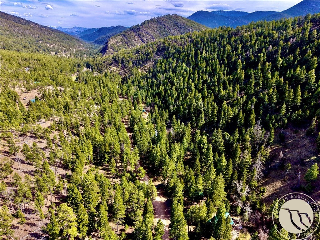 3925 Little Wolf Creek Road — photo