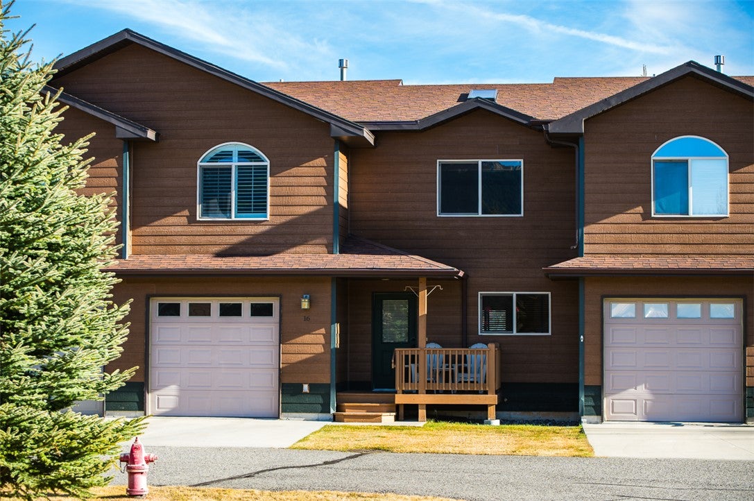16 Pine Drive — photo