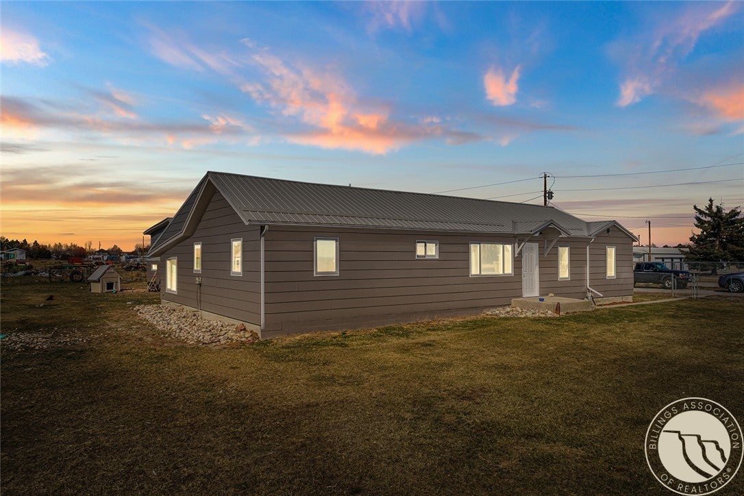 3506 Duck Creek — photo