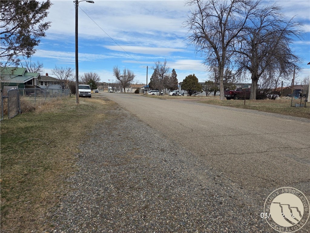 511 3rd Street E, Roundup, MT 59072 — photo 3