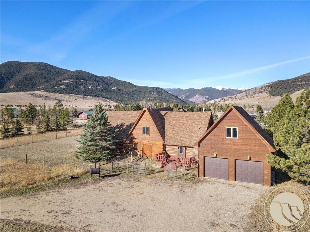 5 Comanche Trail — photo