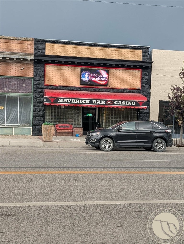 114 Main Street — photo