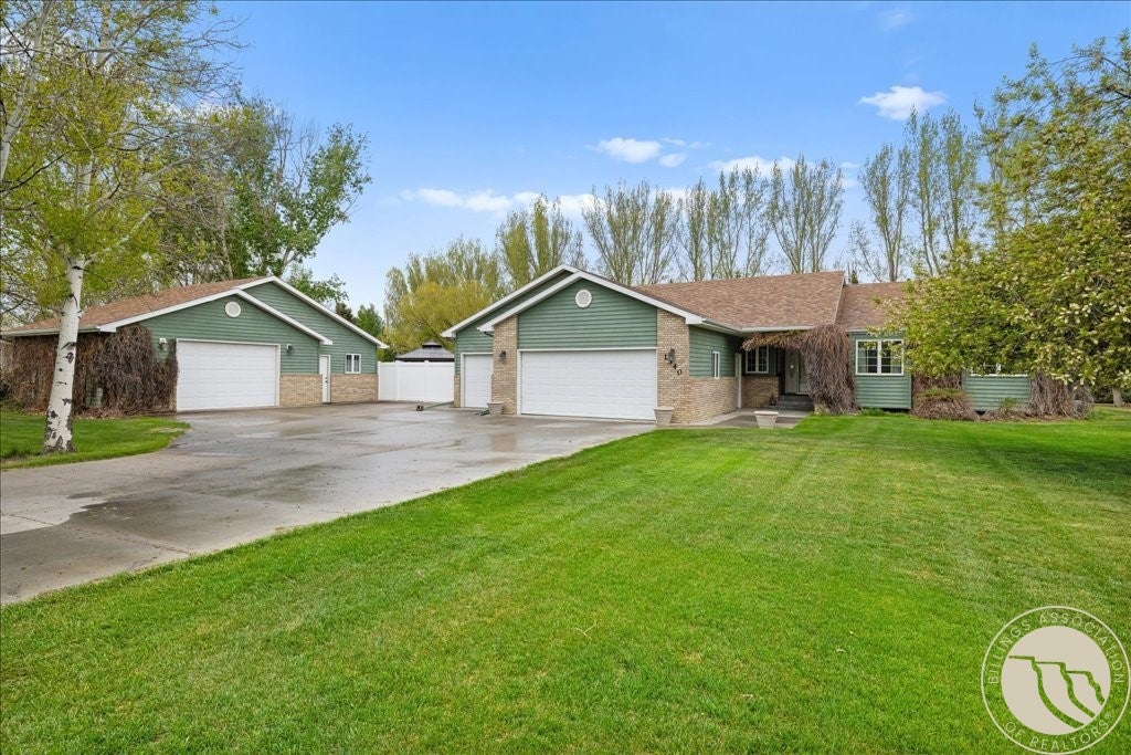 1340 Cloverleaf Place — photo