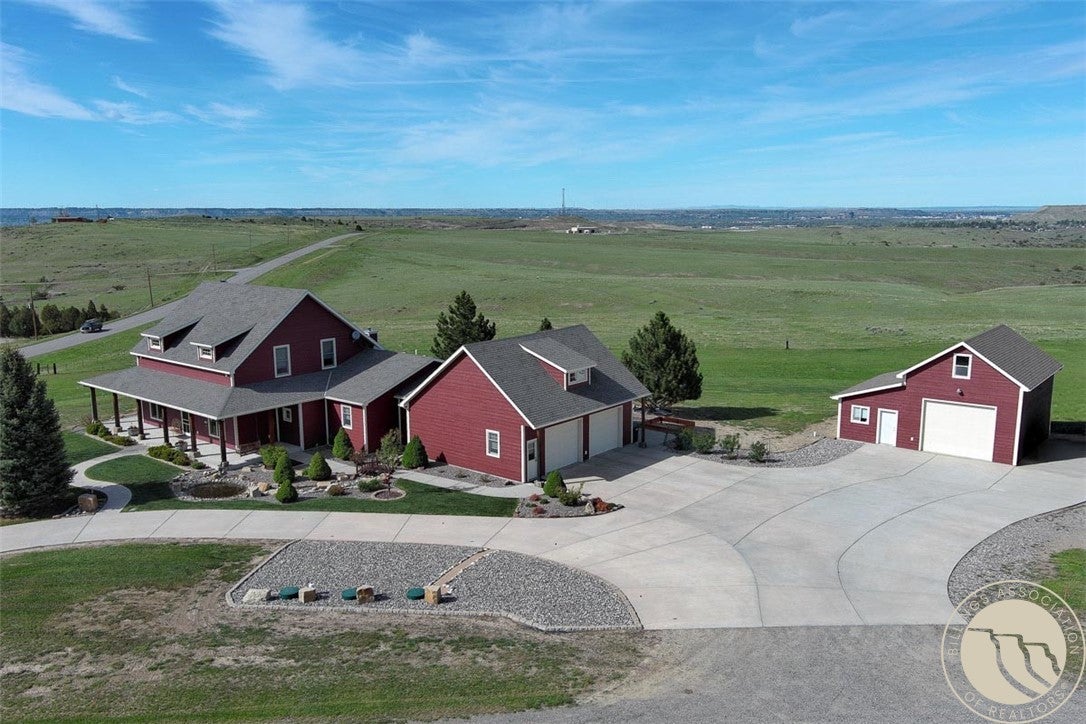 5445 Crest View Drive — photo