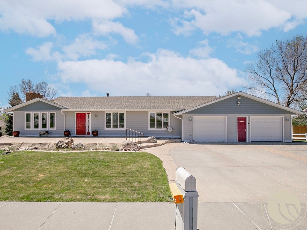 2110 Ridgeview Drive — photo