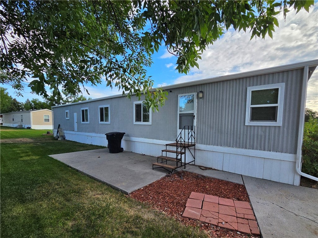 63 W Meadow Drive — photo