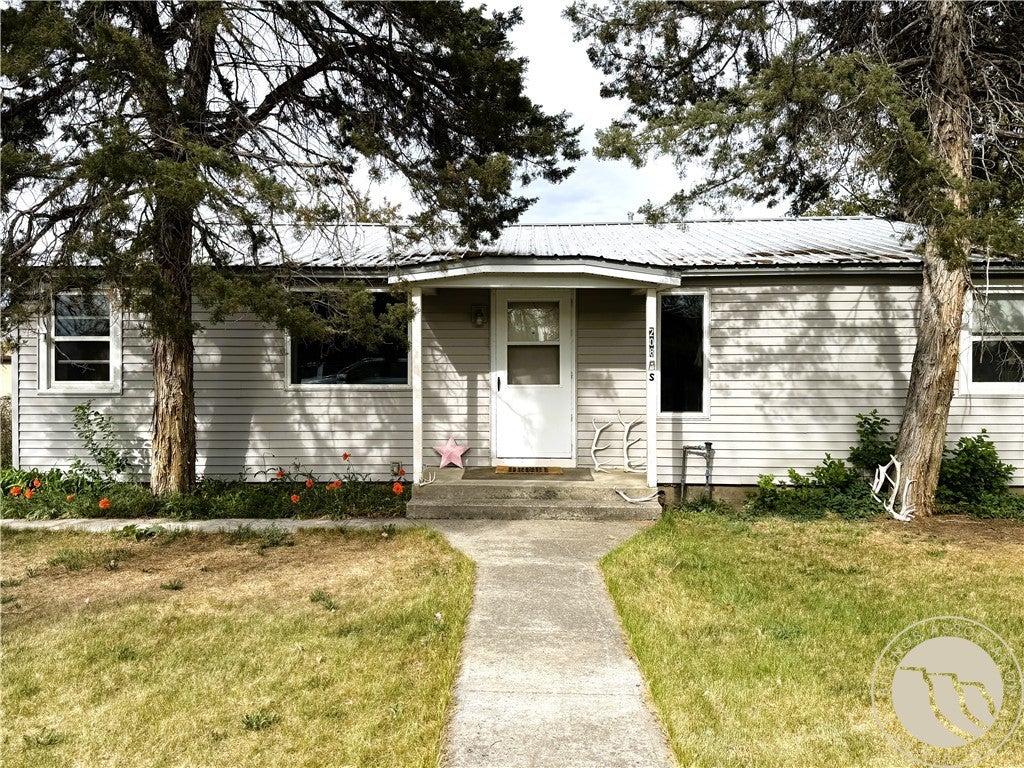 208 S Park Street — photo