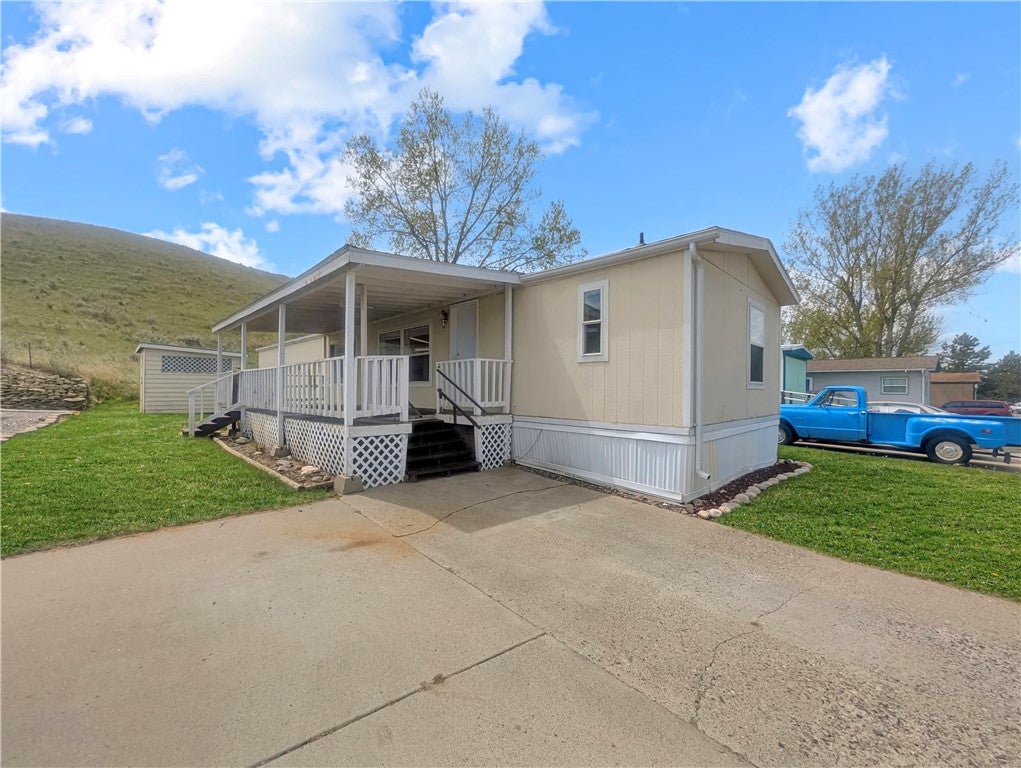 2224 Highway 87 E #206 — photo